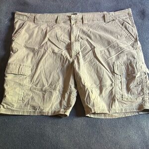Men's Tan Cargo Shorts